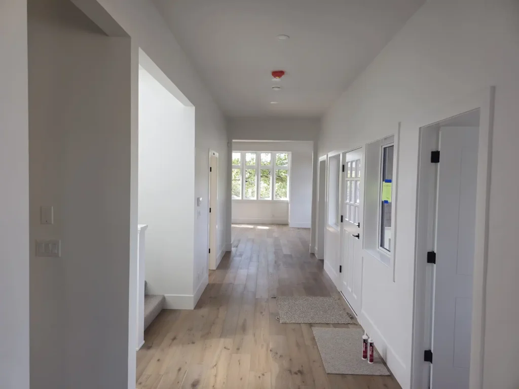 House interior paint work